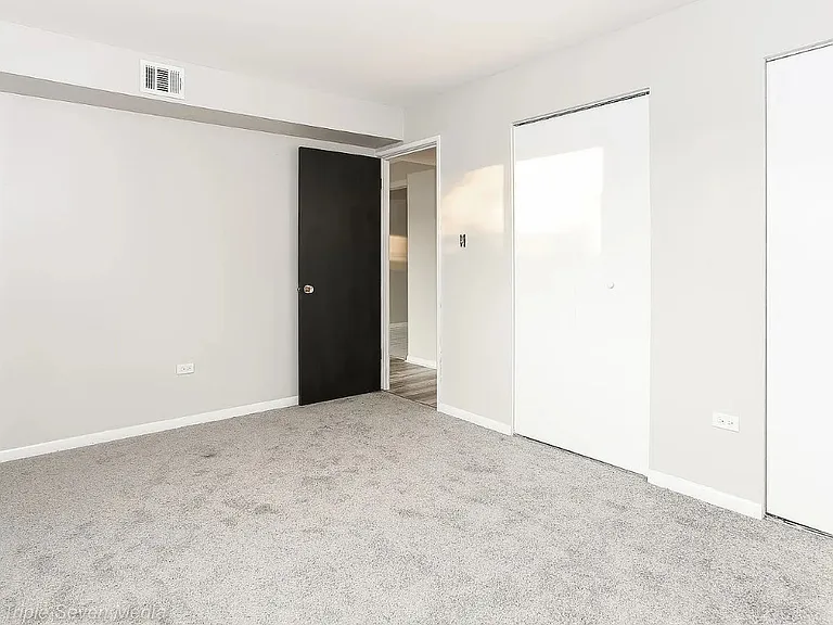 10701 S Keating Ave #3D — Photo 5