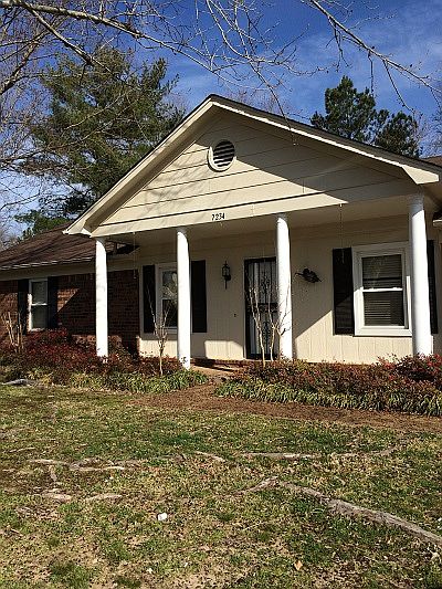 1st image of 7234 Hollorn Ln