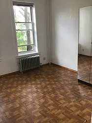 Rented by Roz Khan, LREB