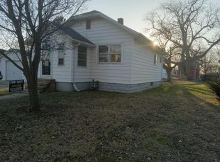 314 Sylvan St, Buchanan, MI 49107