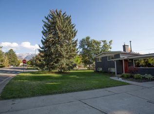 1638 E Woodcrest Dr, Holladay City, UT 84117