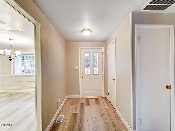 3rd image of 2975 W Market St