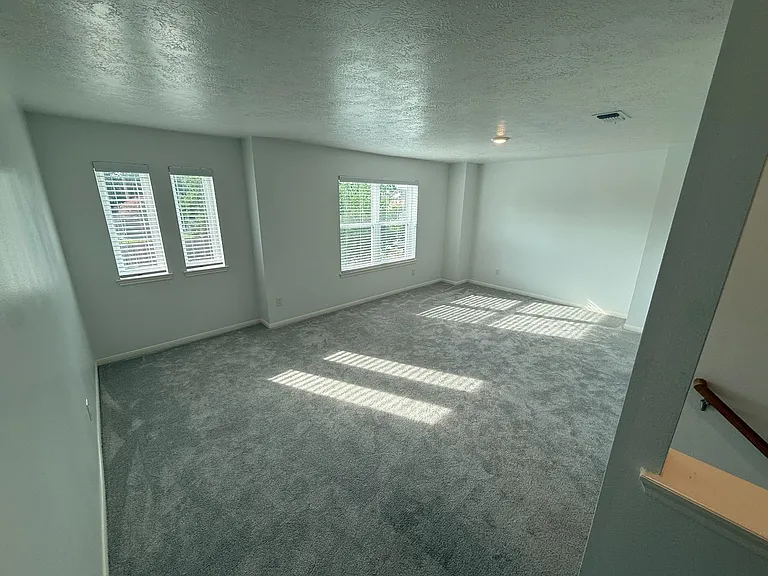 2722 Springstone Dr — Photo 16