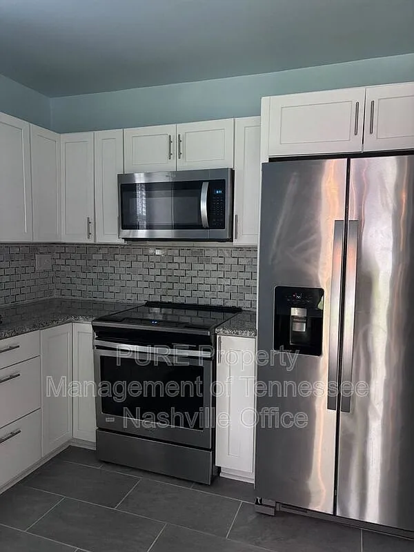 2 bed, 1.0 bath, 1178 sqft, $2,150 — Photo 3