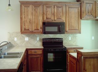 12306 Village Dr, Walker, LA 70785