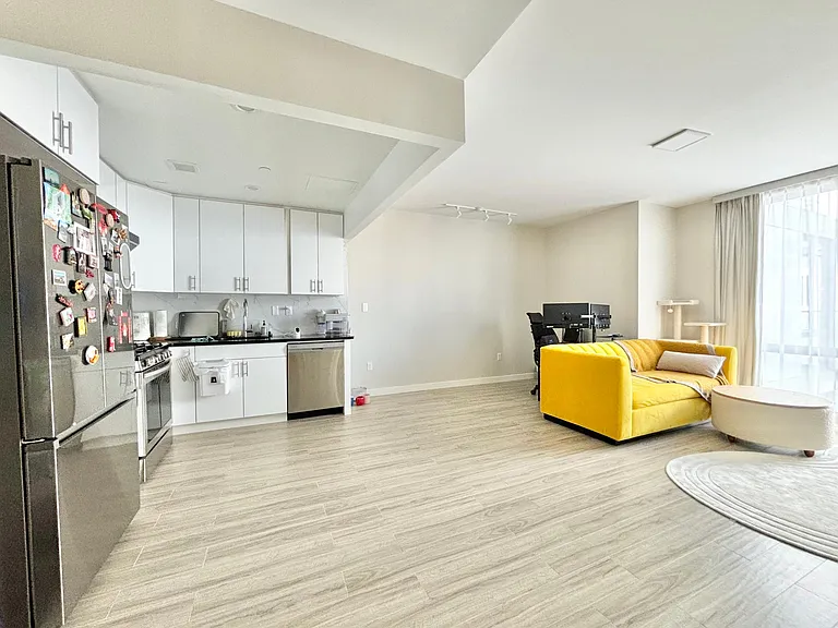 144-27 Sanford Ave #7H — Photo 9
