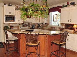 216 E Benton Dr, Appleton, WI 54913