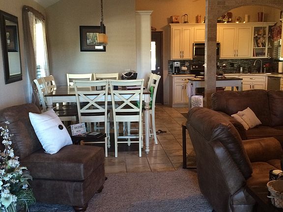5th image of 1233 Edinburg Dr