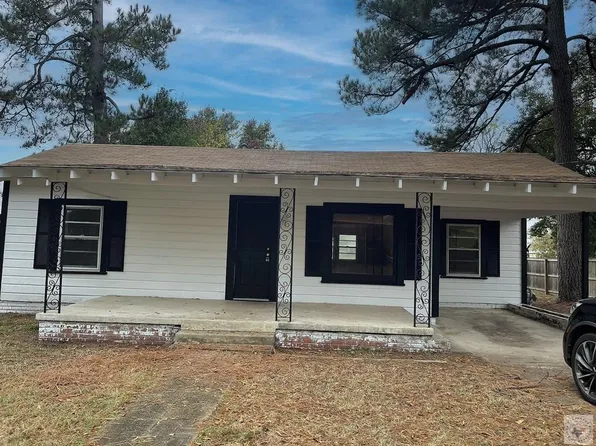3705 Hickory St, Texarkana, AR 71854