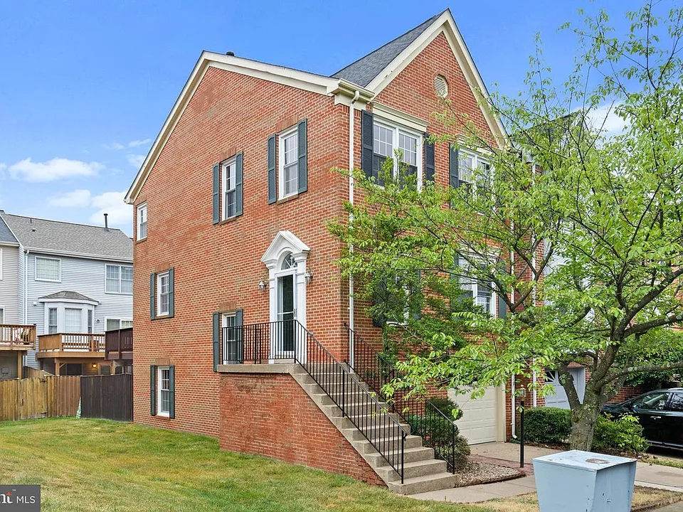 4706 Major Ct