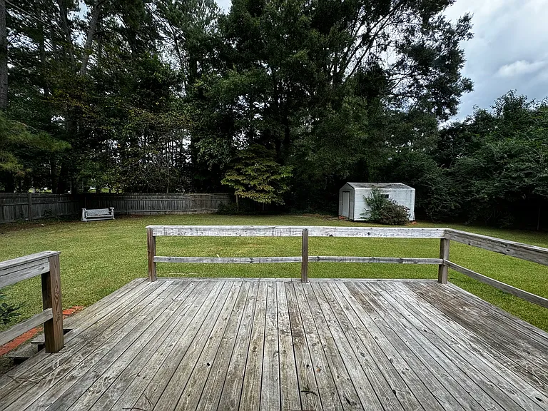 180 Westwood Ave — Photo 21