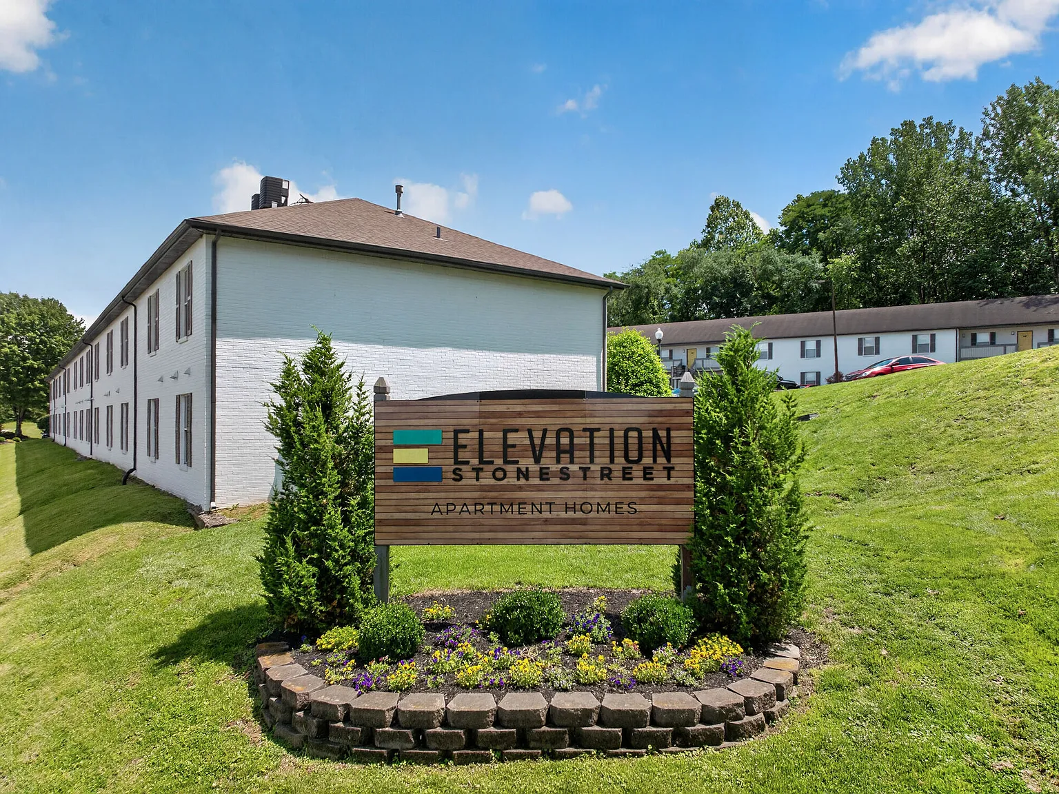 Elevation Stonestreet — Photo 1