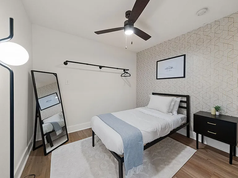 16502 Fox Knl — Photo 35