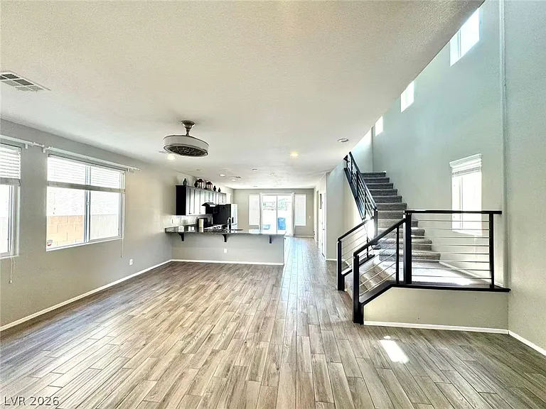 43 Heathrow Lake Ave — Photo 9