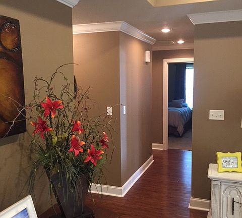Hallway to bedrooms/bathroom