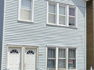 2951 S Farrell St, Chicago, IL 60608