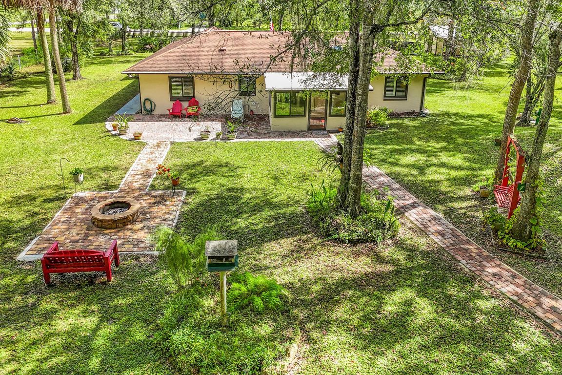 next background image