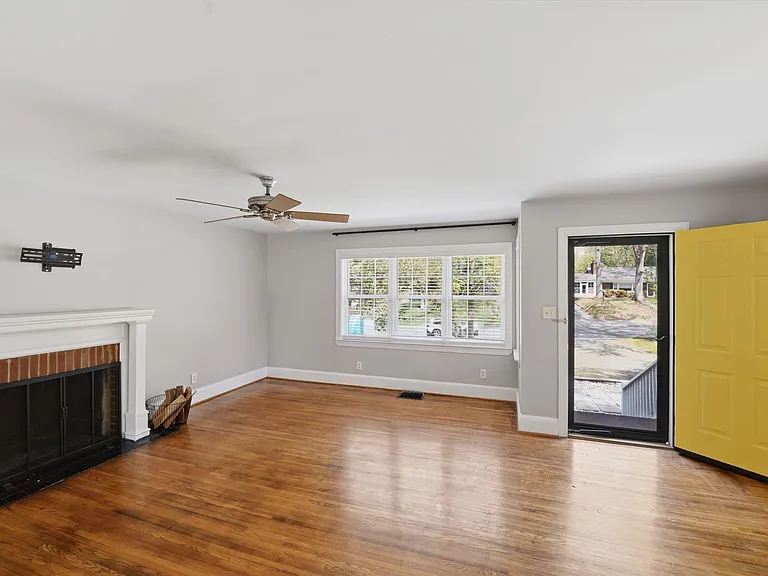 2214 Arnold Dr — Photo 12