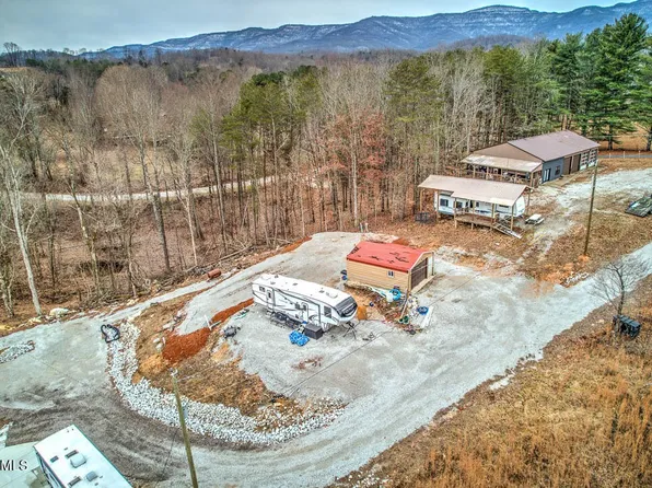 328 Perry Smith Ln, Caryville, TN 37714