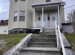 117-119 Liberty St, Lowell, MA 01851