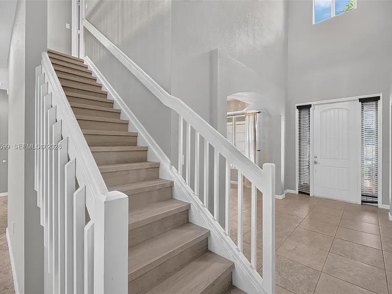 20903 SW 133rd Ave — Photo 2