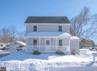 254 Hollow Rd, Stewartstown, PA 17363