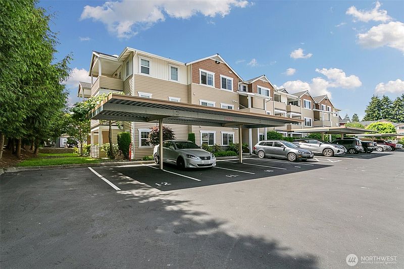 2nd image of 13421 97th Avenue E #108