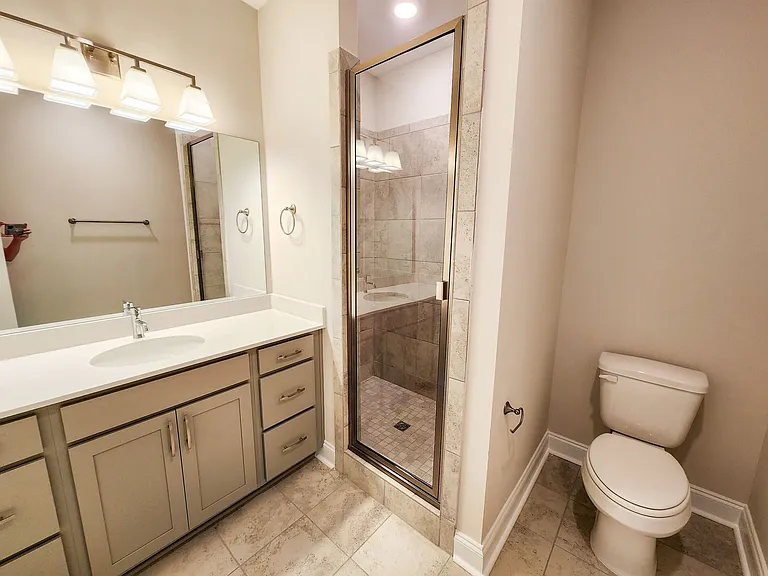 836 Goswell Dr #203 — Photo 13