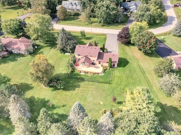 34 Audubon Way, Georgina, ON L0E 1A0