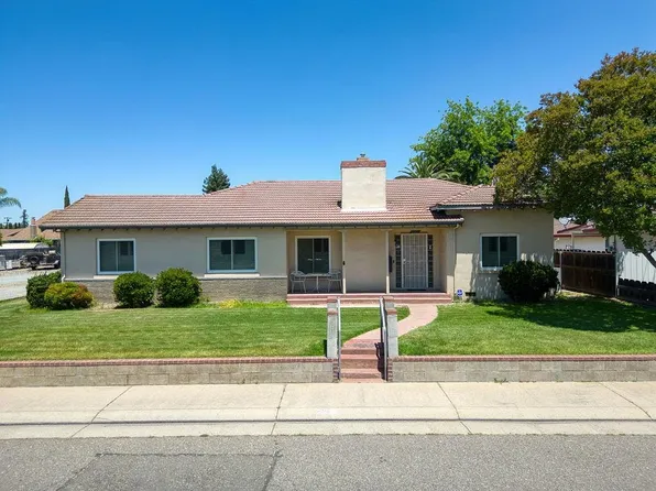 2212 Vine Ave, Escalon, CA 95320