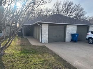 2806 James Rd, Granbury, TX 76049