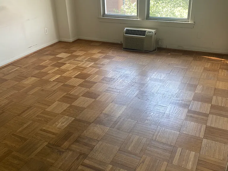 2500 Q St NW #422 — Photo 8