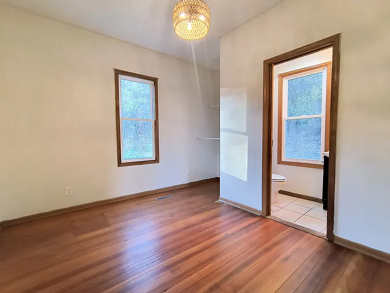 2705 College Dr — Photo 4