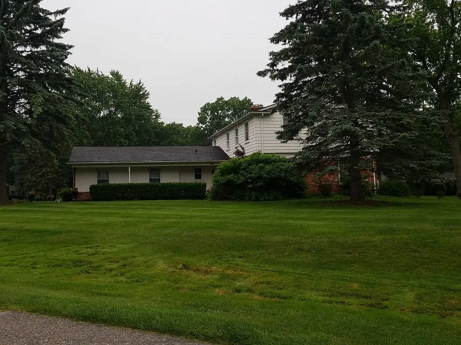 4517 Wagon Wheel Dr photo 1