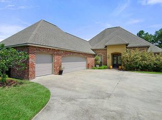 38588 Red Bud Ln, Denham Springs, LA 70706