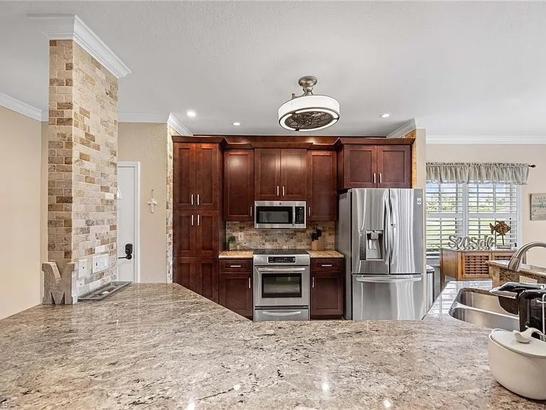 7000 Pinnacle Ln #1401 — Photo 9