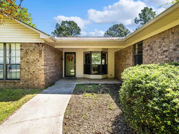 104 Friar Tuck Ln, Prescott, AR 71857