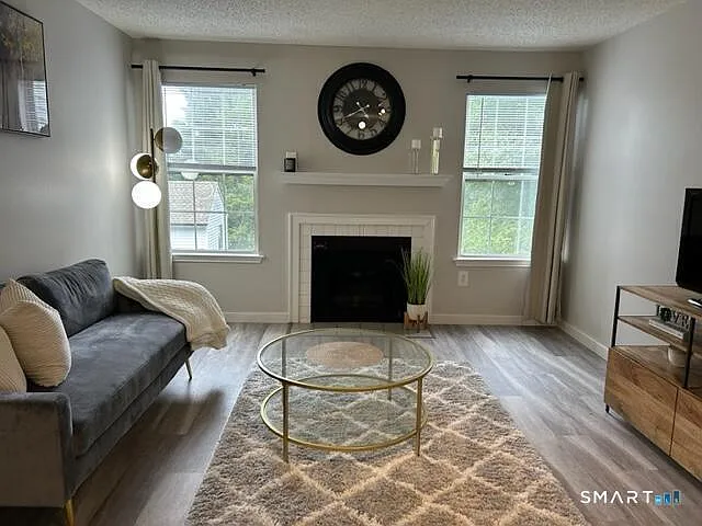 100 Glenbrook Rd #2223