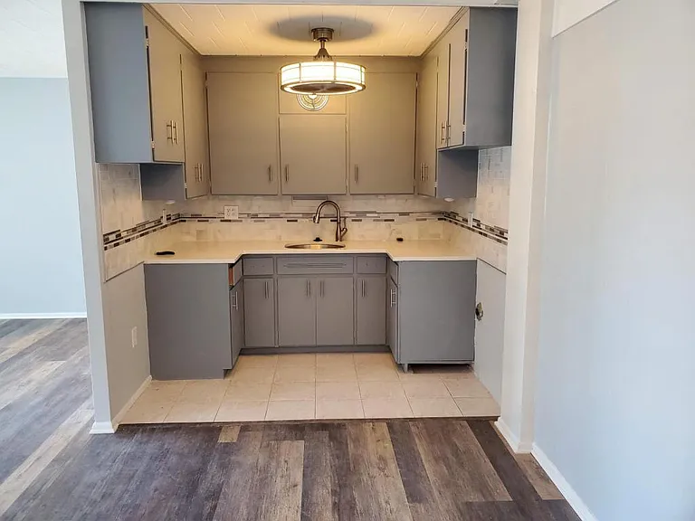 8300 W Jefferson Ave — Photo 14