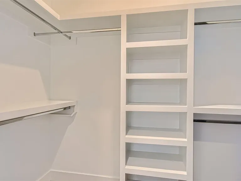 401 Serenity Ln — Photo 27