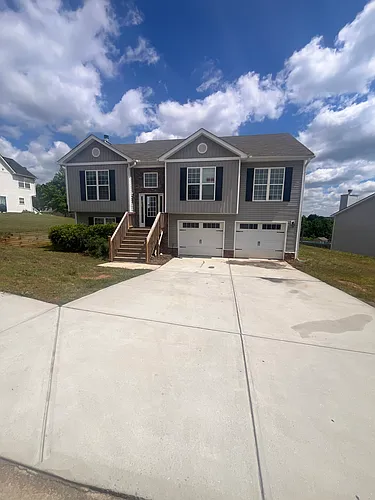 41 Colonial Ct Photo 1