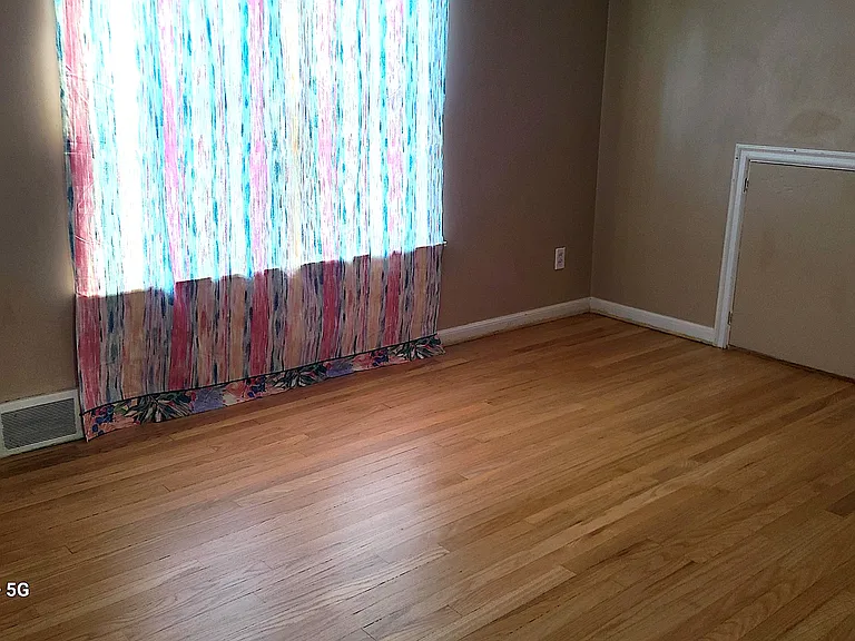160 Olympia Dr — Photo 13