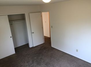 2727 S Sterling Ave APT J, Independence, MO 64052