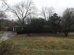 403 Coosa Pines Dr, Childersburg, AL 35044
