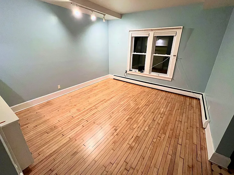 959 Lawrence St — Photo 10