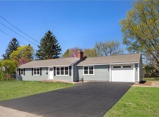 293 Chapmans Ave, Warwick, RI 02886