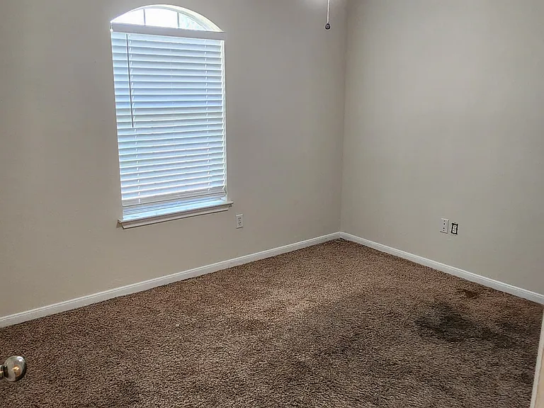 7508 Bar K Ranch Rd — Photo 8