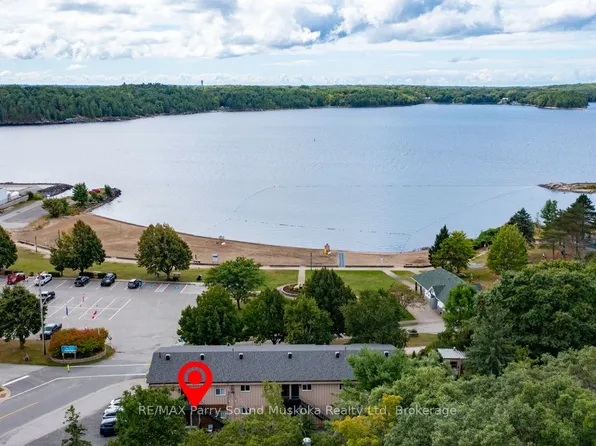 21 Prospect St #4, Parry Sound, ON P2A 2B5