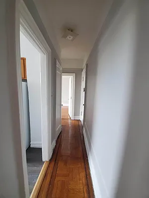 Rented by Smart NY Realty LLC | media 5