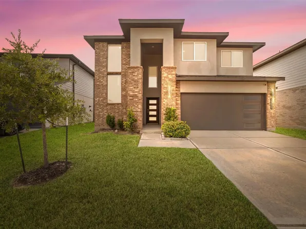 19034 Derrington Manor Ln, Richmond, TX 77407